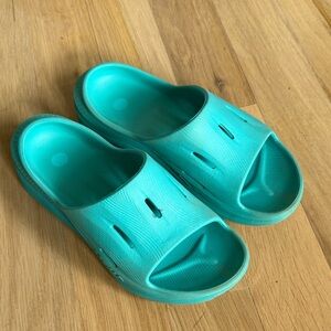 Hoka Ora Recovery Slide